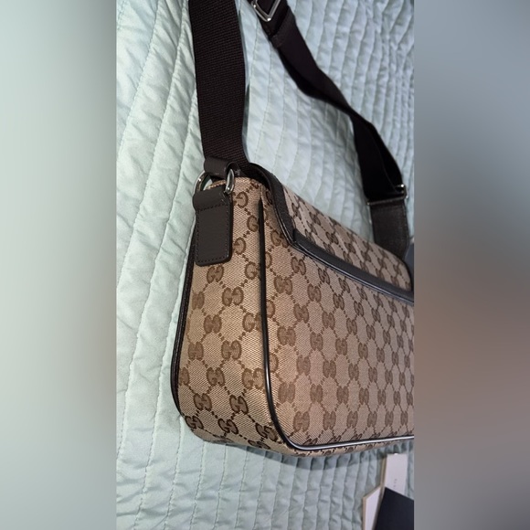 Gucci Brown Crossbody Bag - Picture 9 of 9